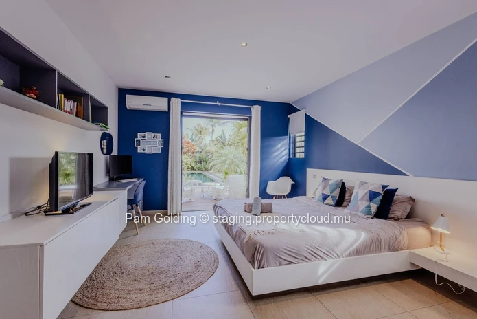 4-Bedroom Villa in Grand Baie - Elegant and Secure Living 