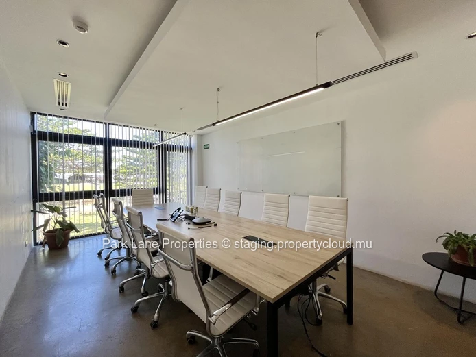 Prime standalone commercial building  in Trianon, Mauritius – High rental yield