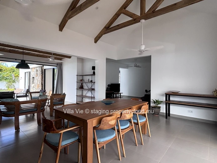Petit Raffray - New 3 en-suite bedroom villa with swimming pool (Sole Mandate)