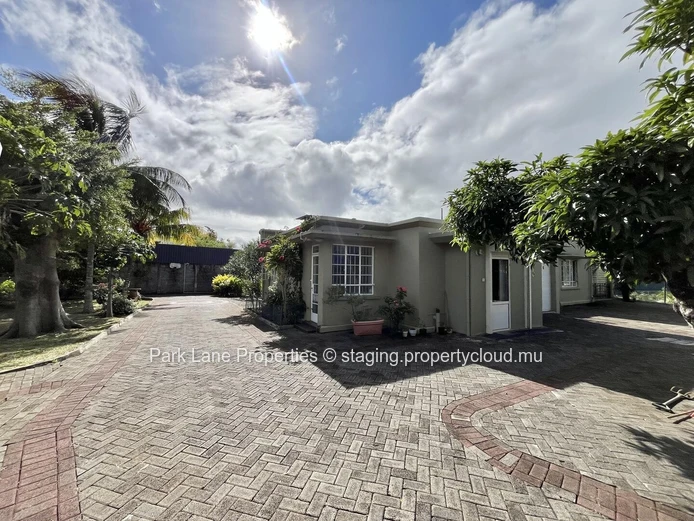 Spacieuse maison avec annexe à vendre – Quartier prisé de Beau Bassin