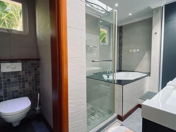4 Bedroom Villa