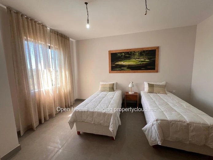 PDS apartment for rent, Trou aux Biches, 300m from the beach, 153m², 3 bedrooms, pool, furnished, garden.