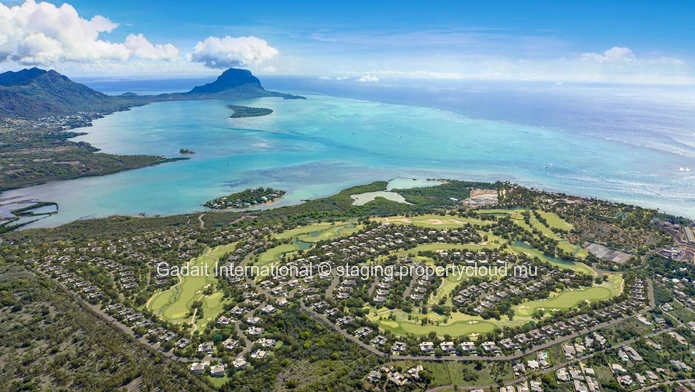 HARMONIE : villa 204m² avec vue mer et montagne du Morne à Rivière Noire
