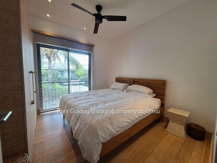 Modern 3 Bedroom Duplex in La Balise Marina, Black River