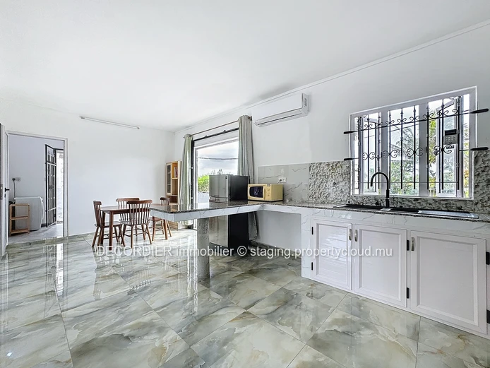 For rent - first floor apartment in Pereybere