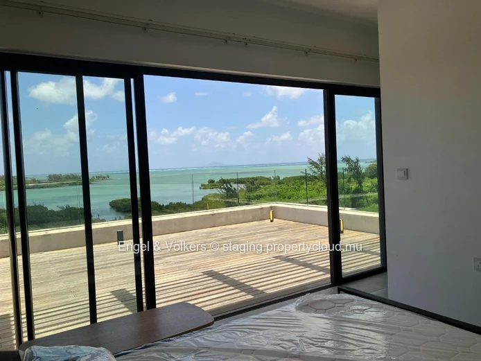 Sumptuous Sea View Penthouse