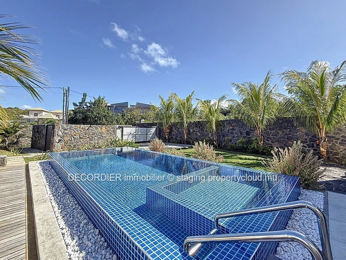 À Louer – Magnifique villa contemporaine avec piscine