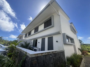 Townhouse, Duplex de 3 Chambres