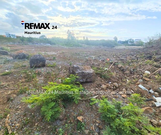Expansive Grand Baie plot with development potential, near amenities and an exceptional lifestyle.