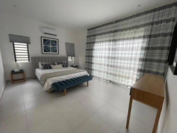 4 Bedroom Villa