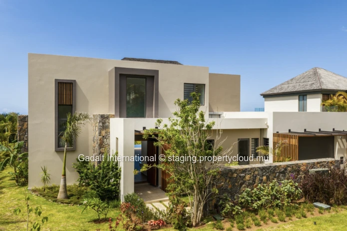 Luxury Villa with Sea and Golf Views for Sale | Heritage Valriche – Bel Ombre