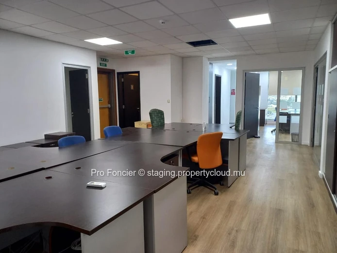 Office in Ebene - High Standard Offices.