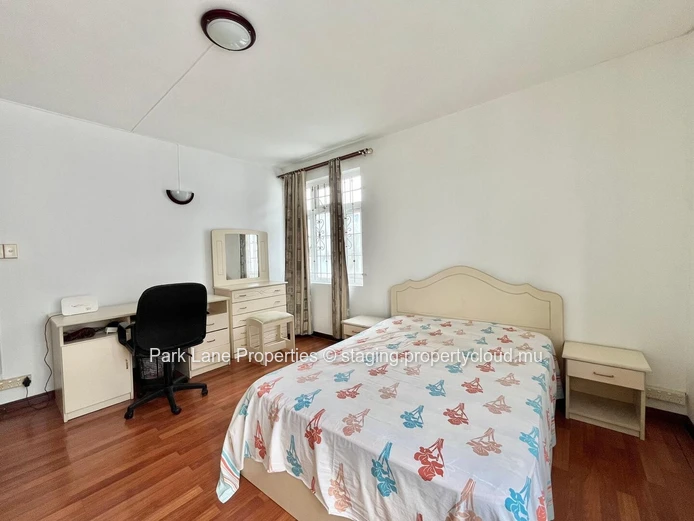 Charmante Maison à Vendre dans un Emplacement de Choix à Phoenix