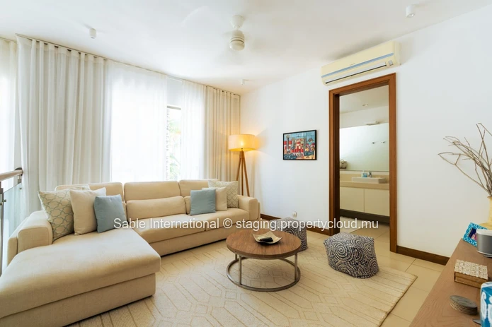 Villa PDS à vendre à Péreybère, 416m², 3 chambres, piscine privée, Vue mer, Proche Golf, Meublé.