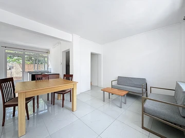 Appartement de 10 Chambres
