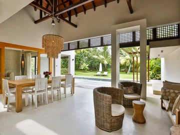 5 Bedroom Villa