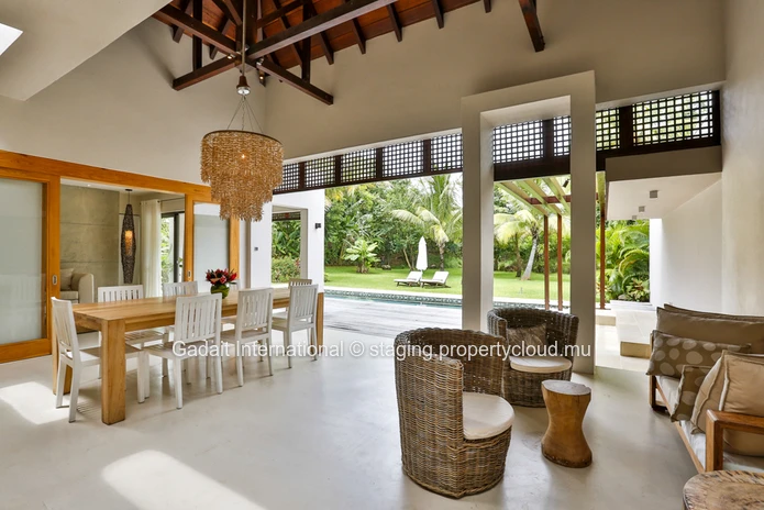 Contemporary villa with pool and tropical garden for sale | Anahita Golf & Spa Resort Beau Champ