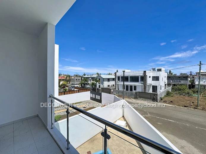 Maison Neuve avec Piscine
