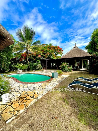 Villa For Sale In Bain Boeuf