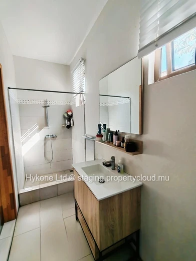 Appartement En Vente À Albion