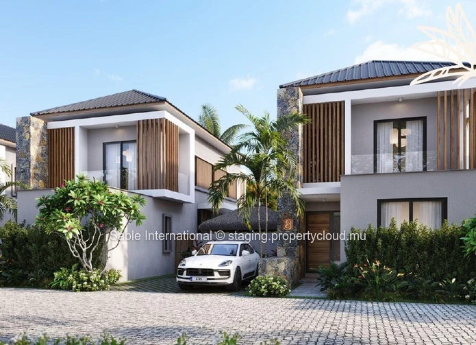 "Stunning Villa PDS with Private Pool in Calodyne, 4 Bedrooms, Fitness Room, Close to Amenities 