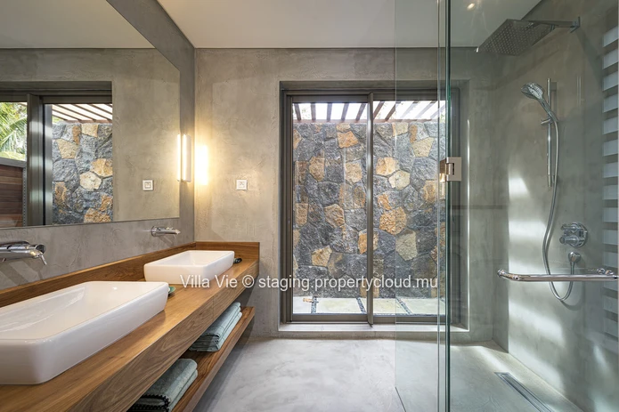 Beau Champ - Spacious 4 bedroom villa with private pool