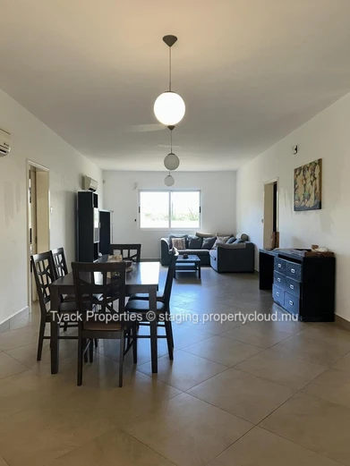 Charming 3-Bedroom RES Villa with Pool Near the Beach – Pointe aux Piments