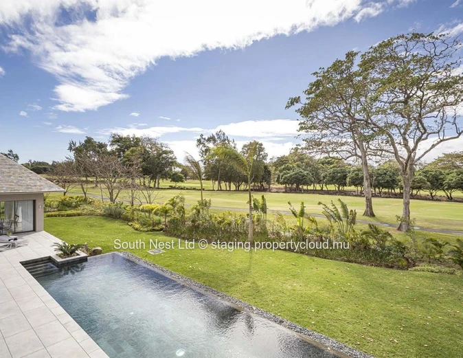 Modern 4-bedroom villa 
