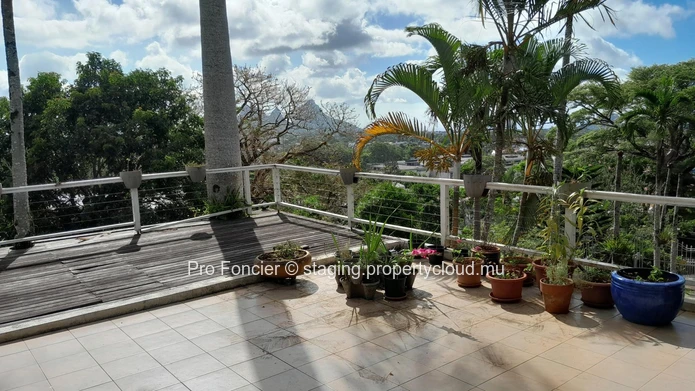 House in Floreal - Nice garden 