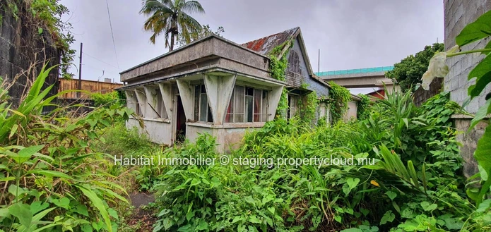 A VENDRE - Terrain de 196 toises situé dans le centre-ville de Curepipe