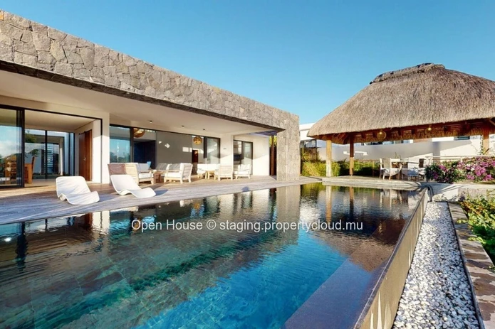 Luxury Villa, Ocean Front, Golf, 4 bedrooms, 4 bathrooms, swimming pool. Accessible at foreigners.