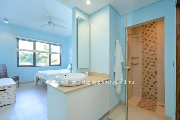 Modern 3-bedroom apartment with private pool in prime Bain Boeuf location near Grand Baie