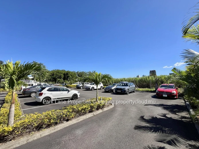 Prime standalone commercial building  in Trianon, Mauritius – High rental yield