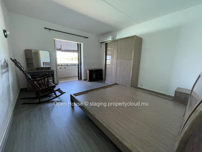 Appartement pieds dans l'eau à vendre à Grand Baie, 147m², 2 chambres