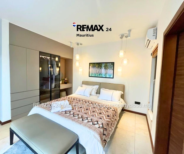 Brand new Villas only steps away to Beaches and Hotels.