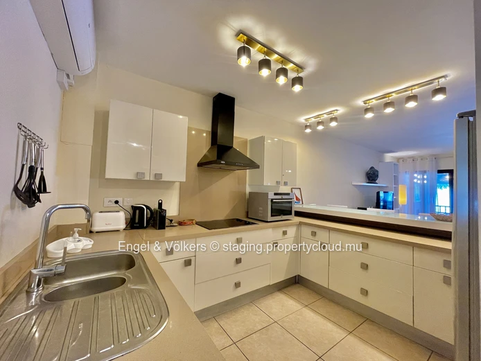 Rare Beachfront Penthouse for RENT