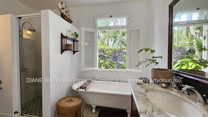 Spacious 5 bedroom house for sale in Moka Mauritius