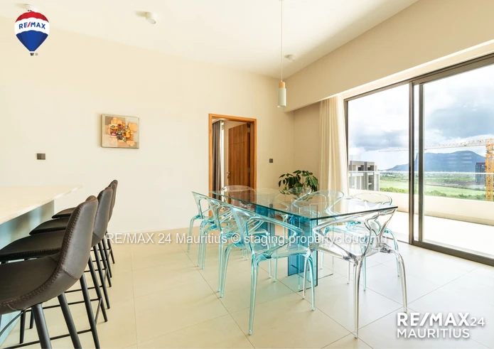 Exceptional Penthouse with Breathtaking Views, next to CyberCity