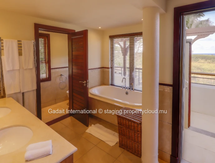 Luxury Villa for Sale with Ocean & Golf Views | Heritage Valriche – Bel Ombre