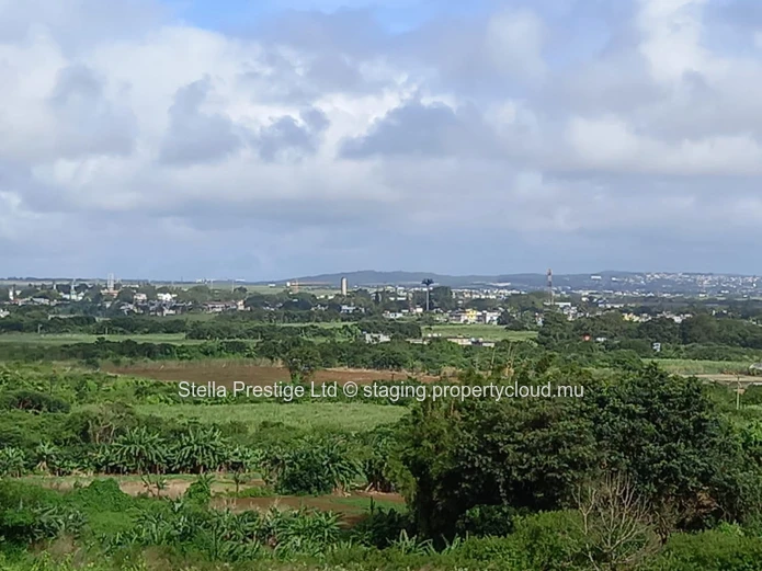 Terrain commercial de premier choix à vendre à Calebasses - 4,177m² pour Rs 24M