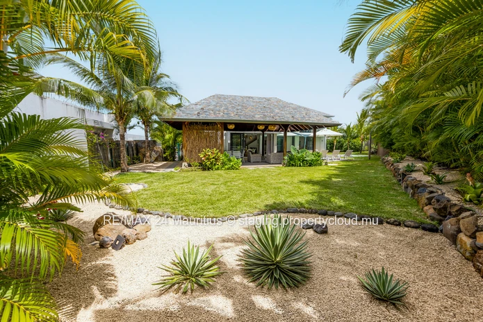 Luxury 3-Bedroom Villa For An Unforgettable Island Getaway