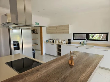 4 Bedroom Villa