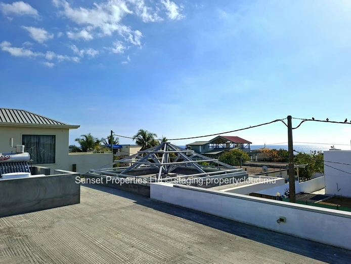 Customizable Home | Sought-After Neighborhood | Sea and Mountain Views