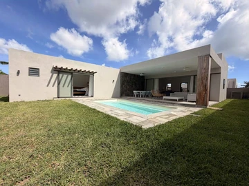 4 Bedroom Villa