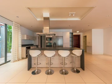 3 Bedroom Townhouse, Duplex