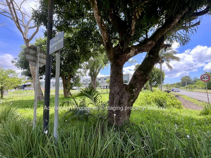 For Sale: 2,000 m² Commercial Plot – Vivea Business Park, Moka