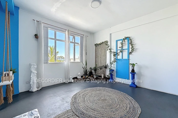Commercial space for rent – Roches Brunes