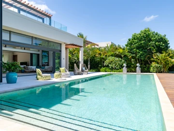 4 Bedroom Townhouse, Duplex