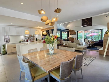 4 Bedroom Villa