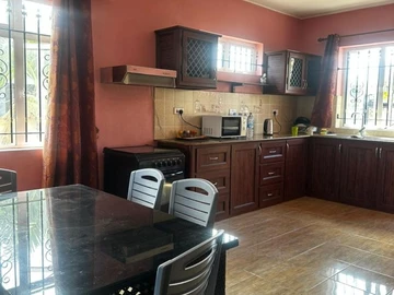 7 Bedroom House